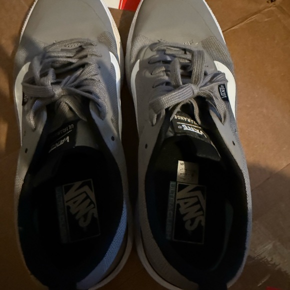 Vans Black and White UltraCush Sneakers - Picture 4 of 6